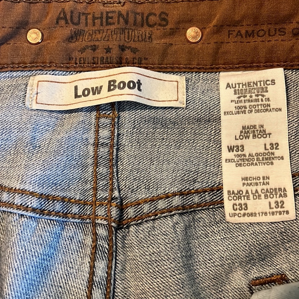 Authentics Jeans - Picture 2 of 4